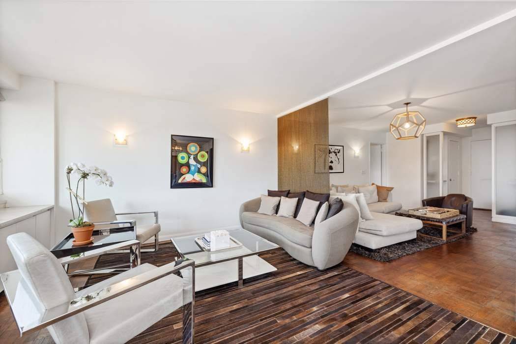 LIGHT, SPACE and VIEWS for MILES on Madison Avenue and 80th Street !