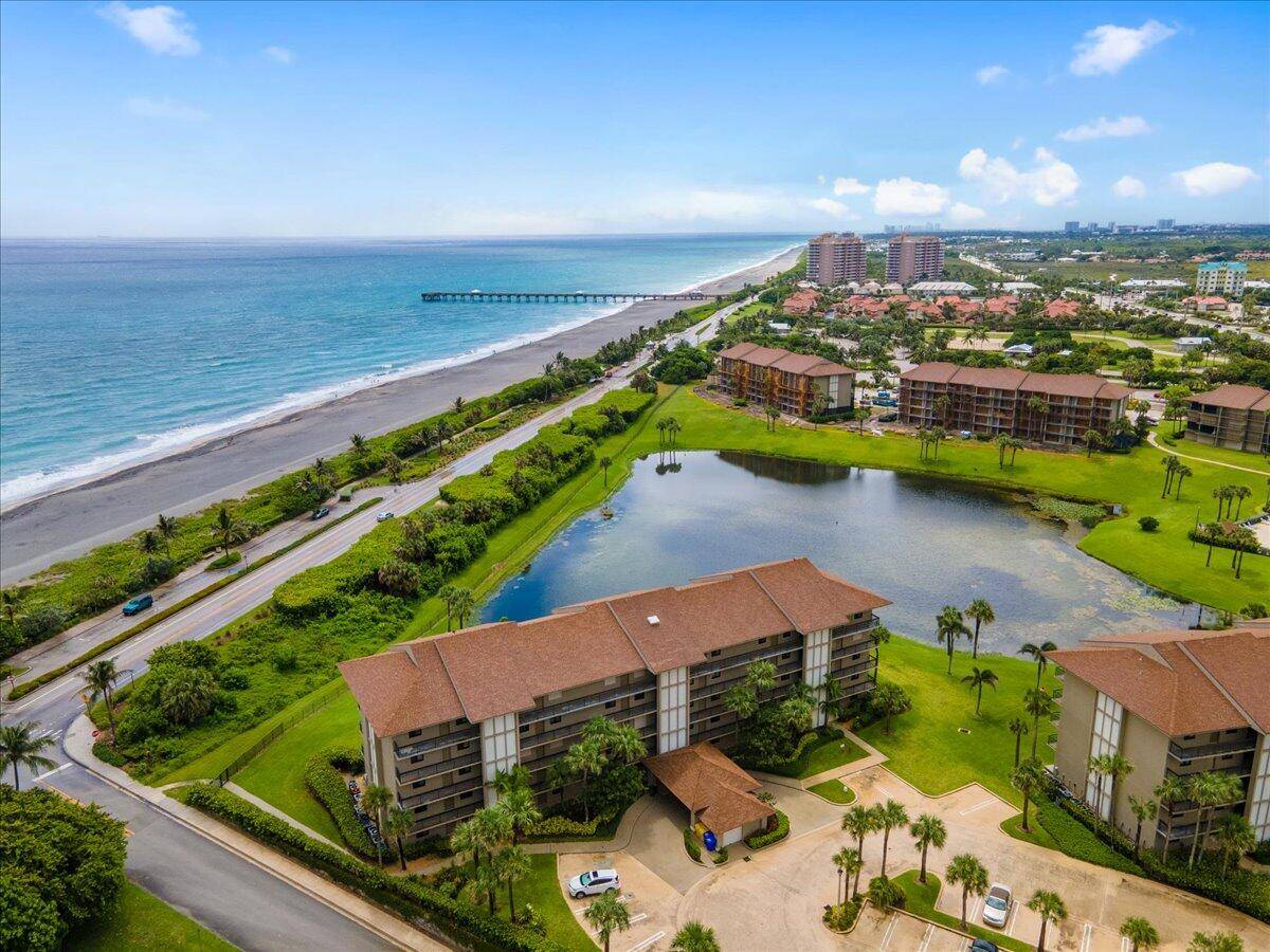 Wow ! Amazing oceanfront views from this fully renovated condo in Jupiter, Florida !