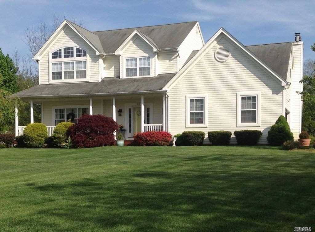 Diamond Colonial located in the beautiful and serene area of Baiting Hollow.