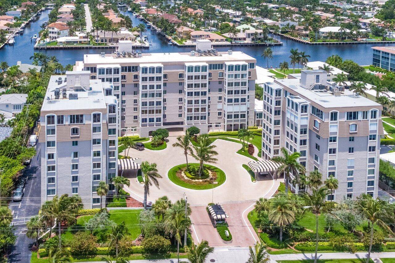 Fantastic rental now available in the desirable Delray Beach Club.