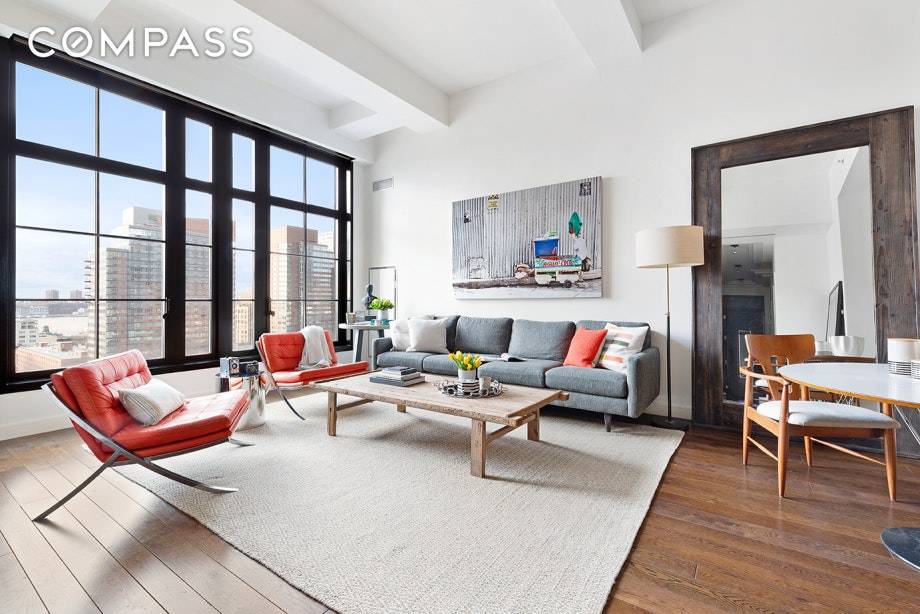 Virtual Tour https bit. ly 10J_VirtualTour Step into this gracious 1, 043 square foot loft and be greeted with soaring 13 ceilings and open views.
