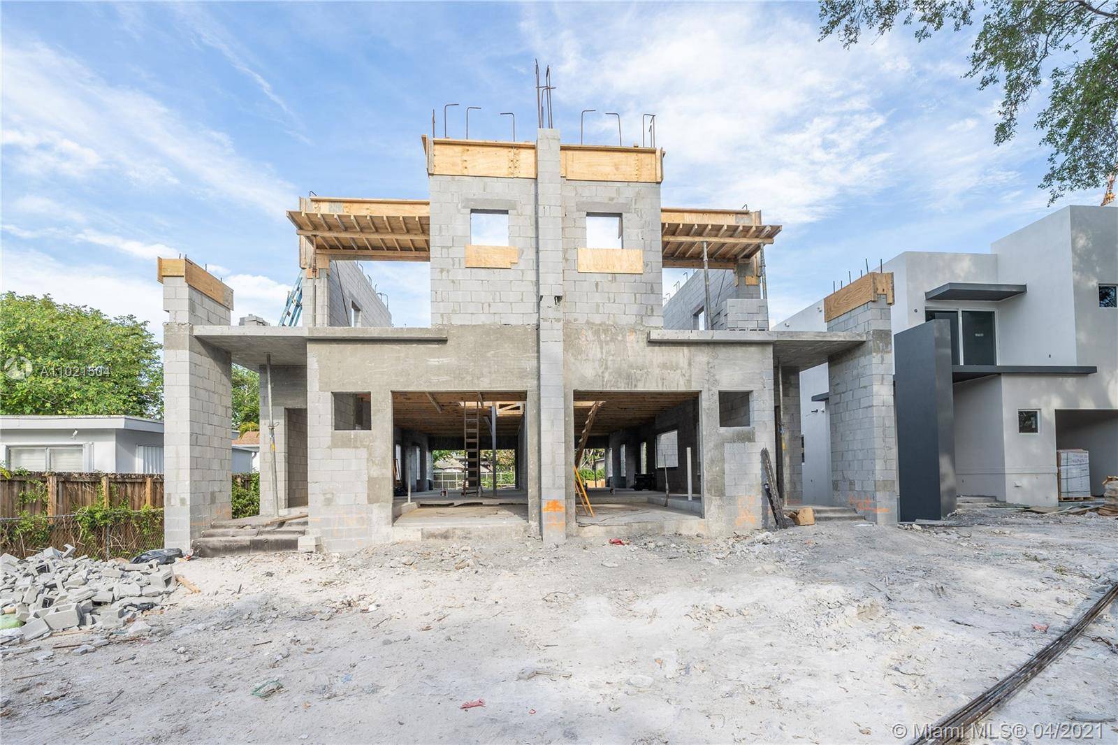 Beautiful modern New Construction Townhome near the highly desirable Coconut Grove Neighborhood.