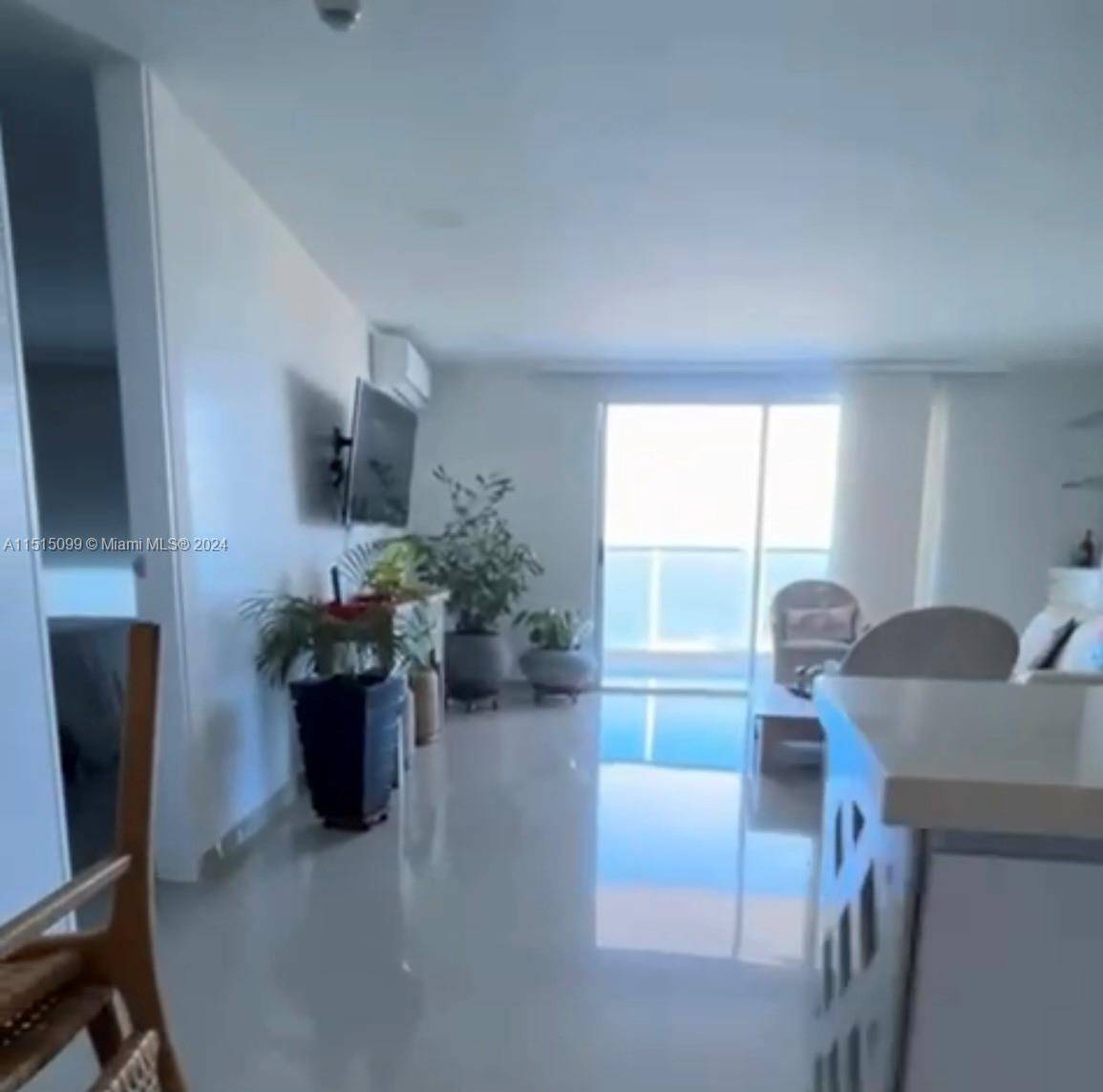 You are looking for where to invest in the city of Cartagena, I present to you this excellent option with a high valuation, apartment with luxury finishes located in the ...
