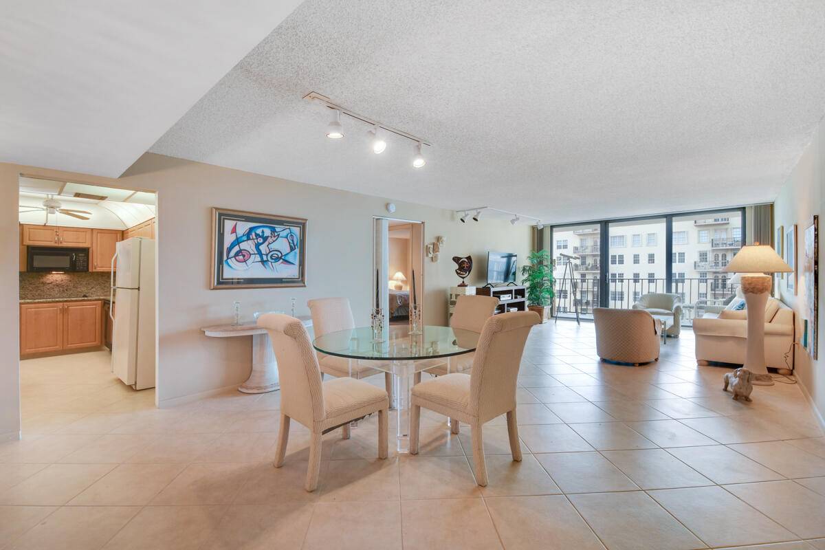 Outstanding Palm Beach condominium at The Claridges with a wide ocean view !