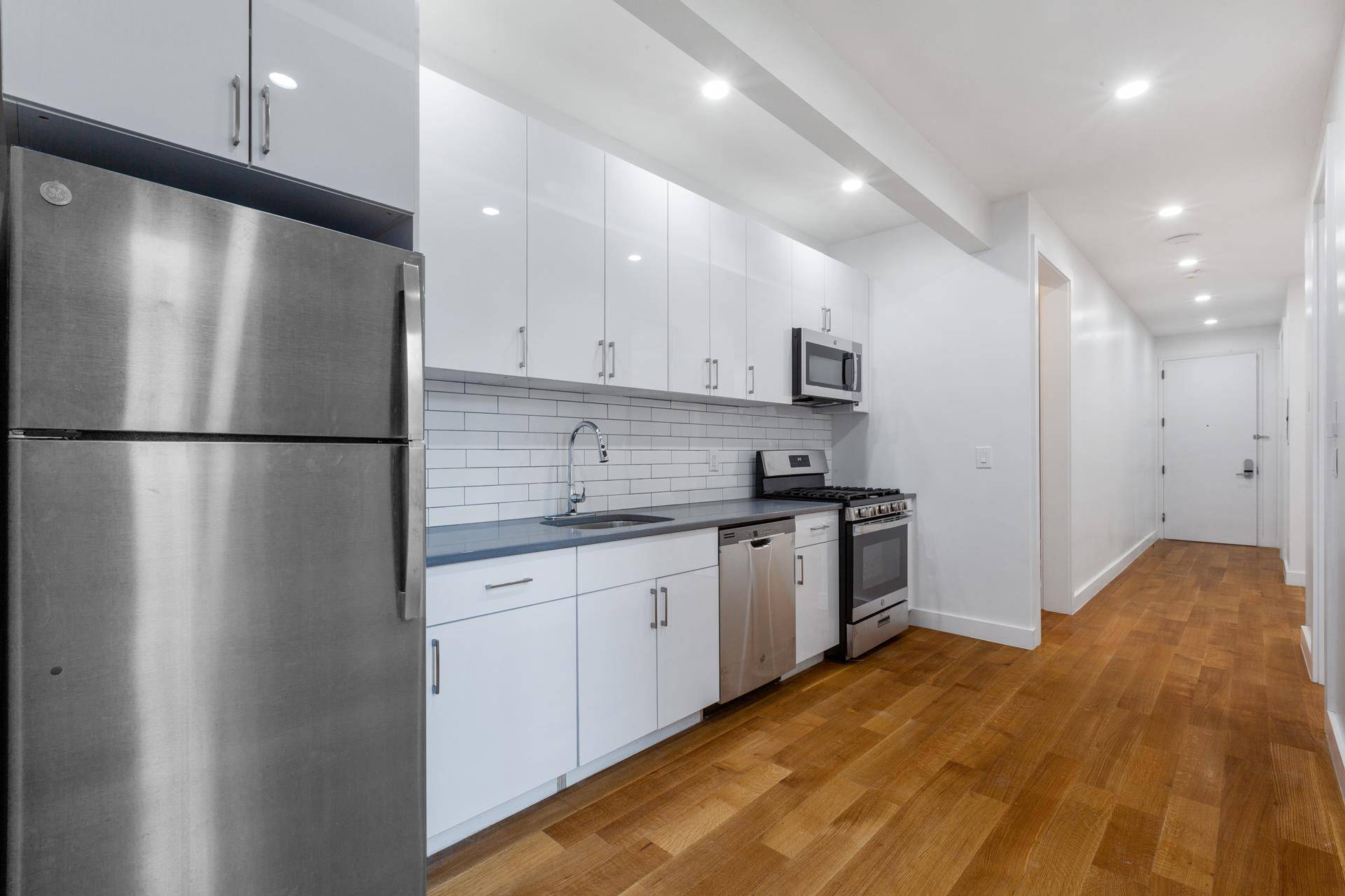 NO FEE ! ! Brand new, luxurious and spacious 4 bed, 2 bath in Washington Heights !