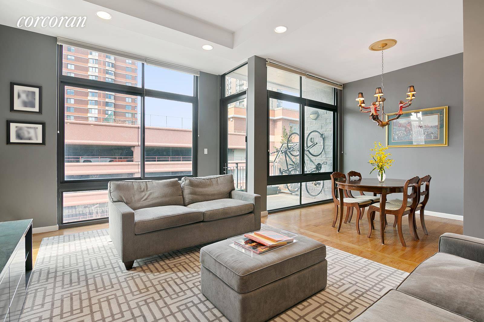 Looking for a renovated top floor 3 bedroom with private outdoor space and Manhattan views ?