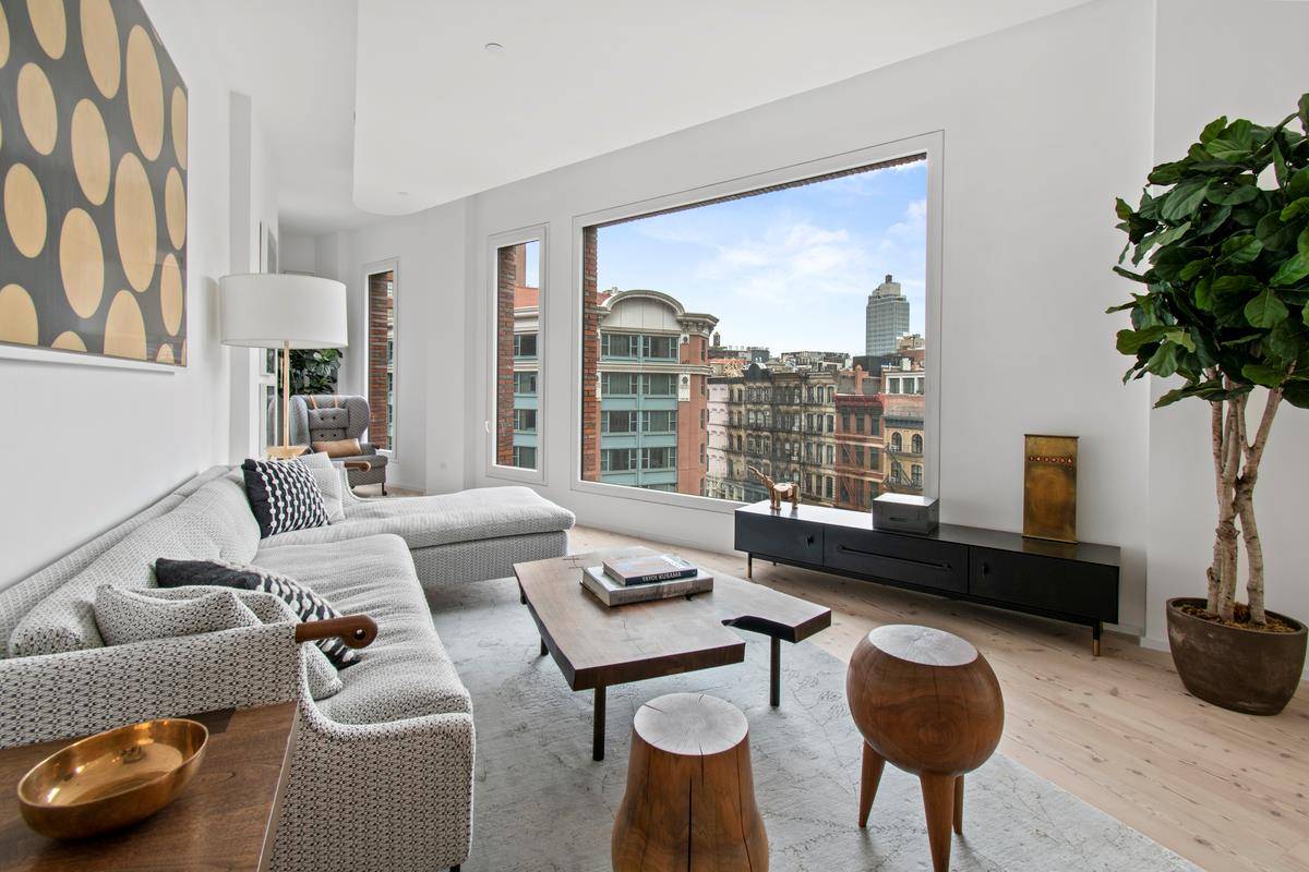 Residence 5N is an 1, 880 square foot, three bedroom, two and a half bath floor thru loft like home overlooking the iconic TriBeCa triangle.