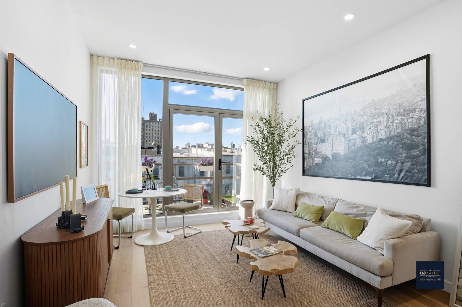 373 Palmetto Street Sunny 2BR Duplex with Two Private Outdoor Spaces Where design meets calm this sun drenched 2 bedroom, 2 bathroom duplex delivers elevated Brooklyn living with a cool, ...