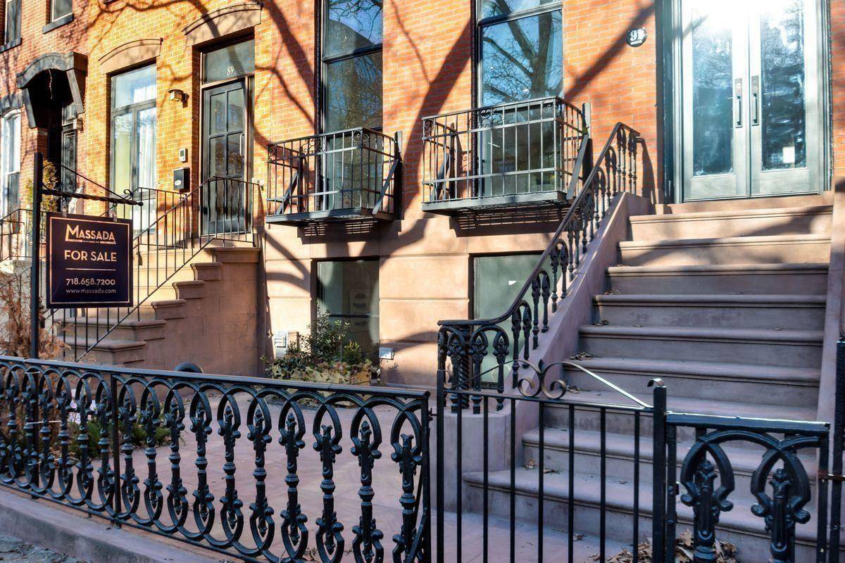 Grand in scale at 22 feet wide, this classic Brooklyn townhouse is clad in brownstone amp ; brick.