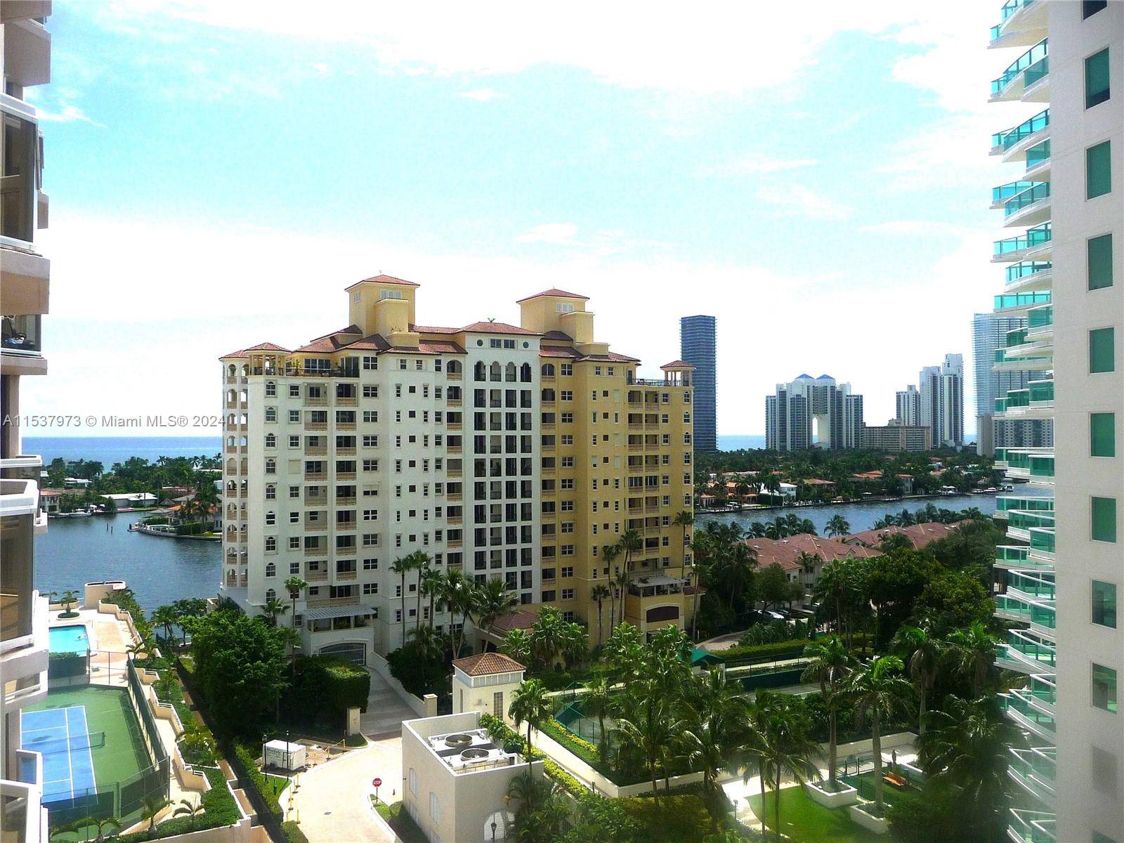 Spectacular 2 Bed, 2 Bath, Breath taking Condo in the heart of Aventura.