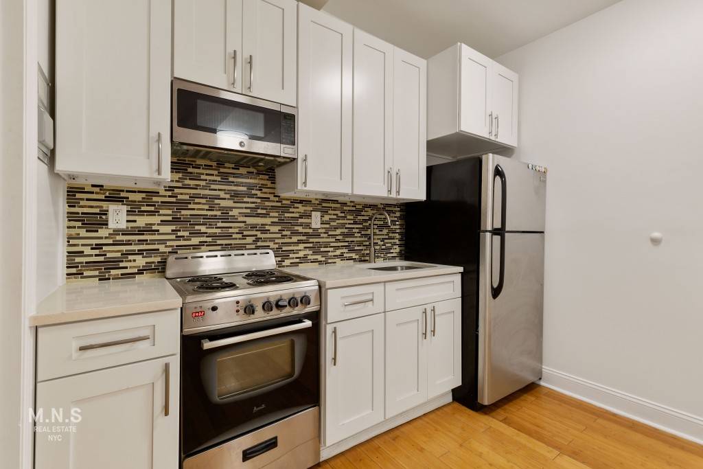 Beautiful 3 Bedroom Apartment Now Available in Flatbush Now Offering 1 Month Free !