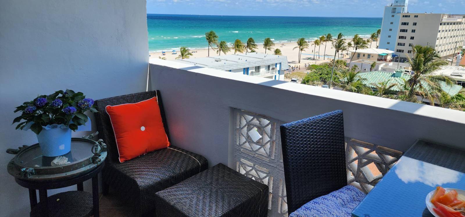 BEACH SIDE LIVING ! Oceanside fully furnished 2bedroom 2 complete bath unit just steps from Hollywood Beach.