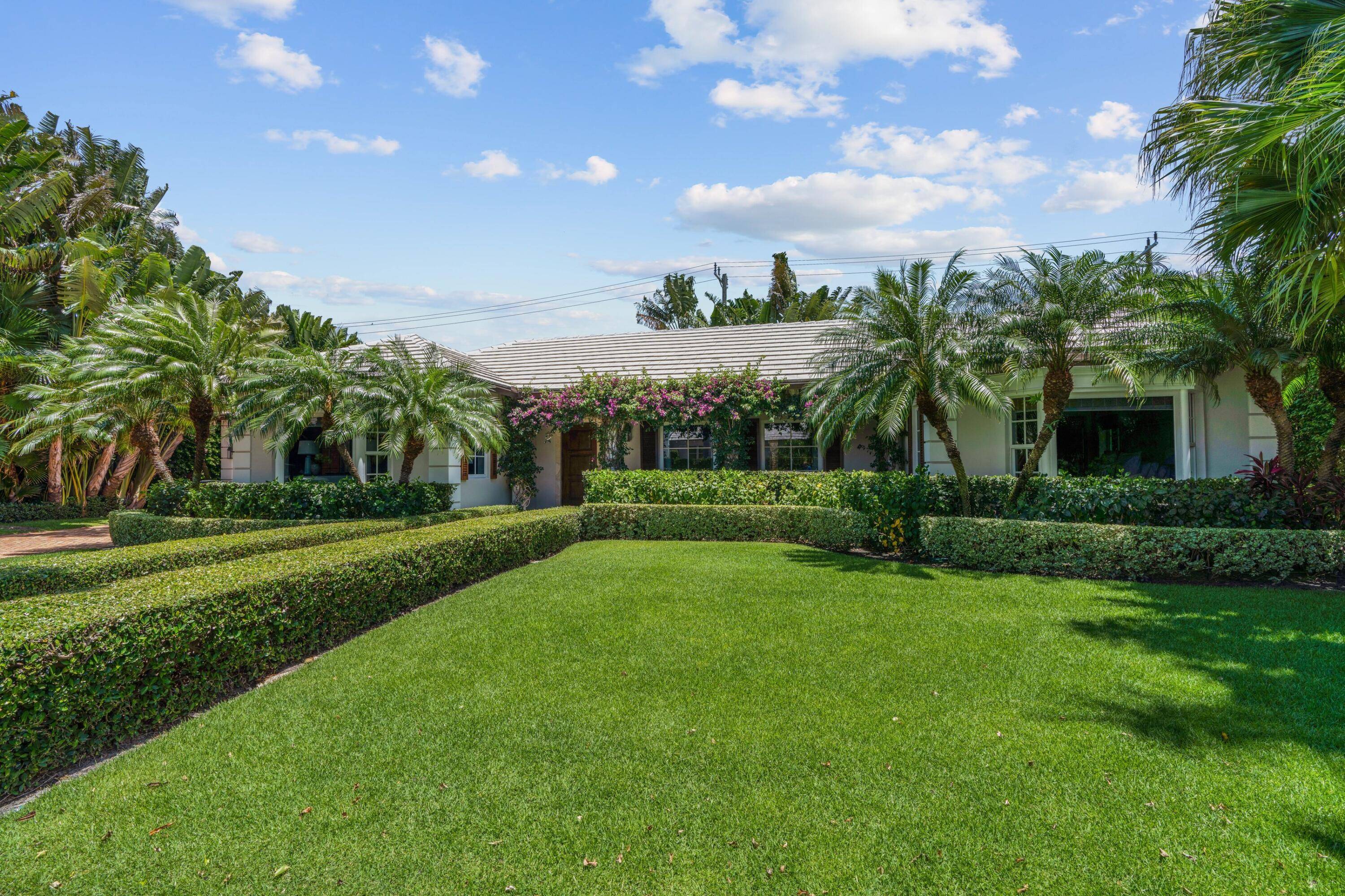 Welcome to 265 List Road a completely renovated single story home ideally located in the North End of Palm Beach.