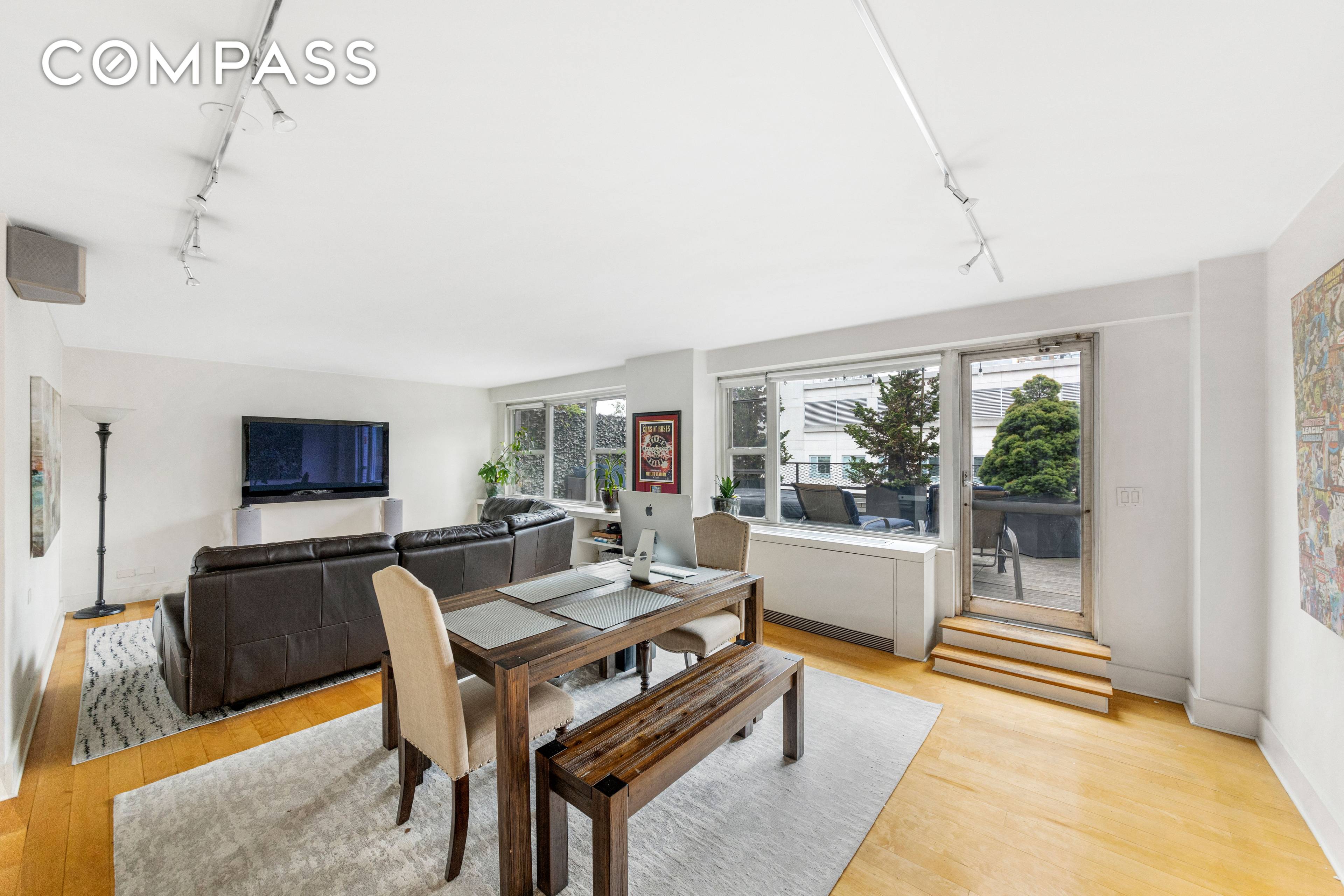 APPLICATION PENDING New to market, a wall of twelve south facing windows, extend the entire length of this generously proportioned 1 bedroom home.