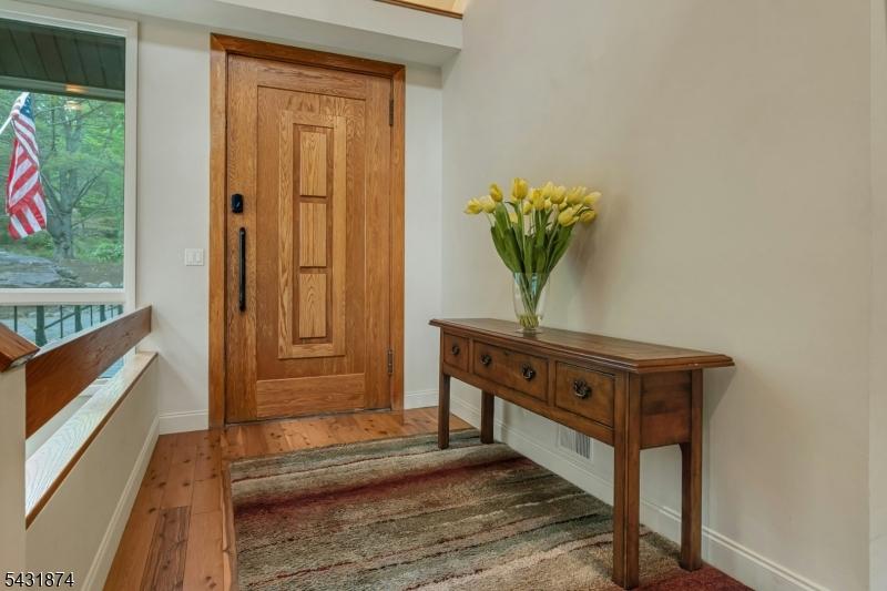 Spacious Foyer