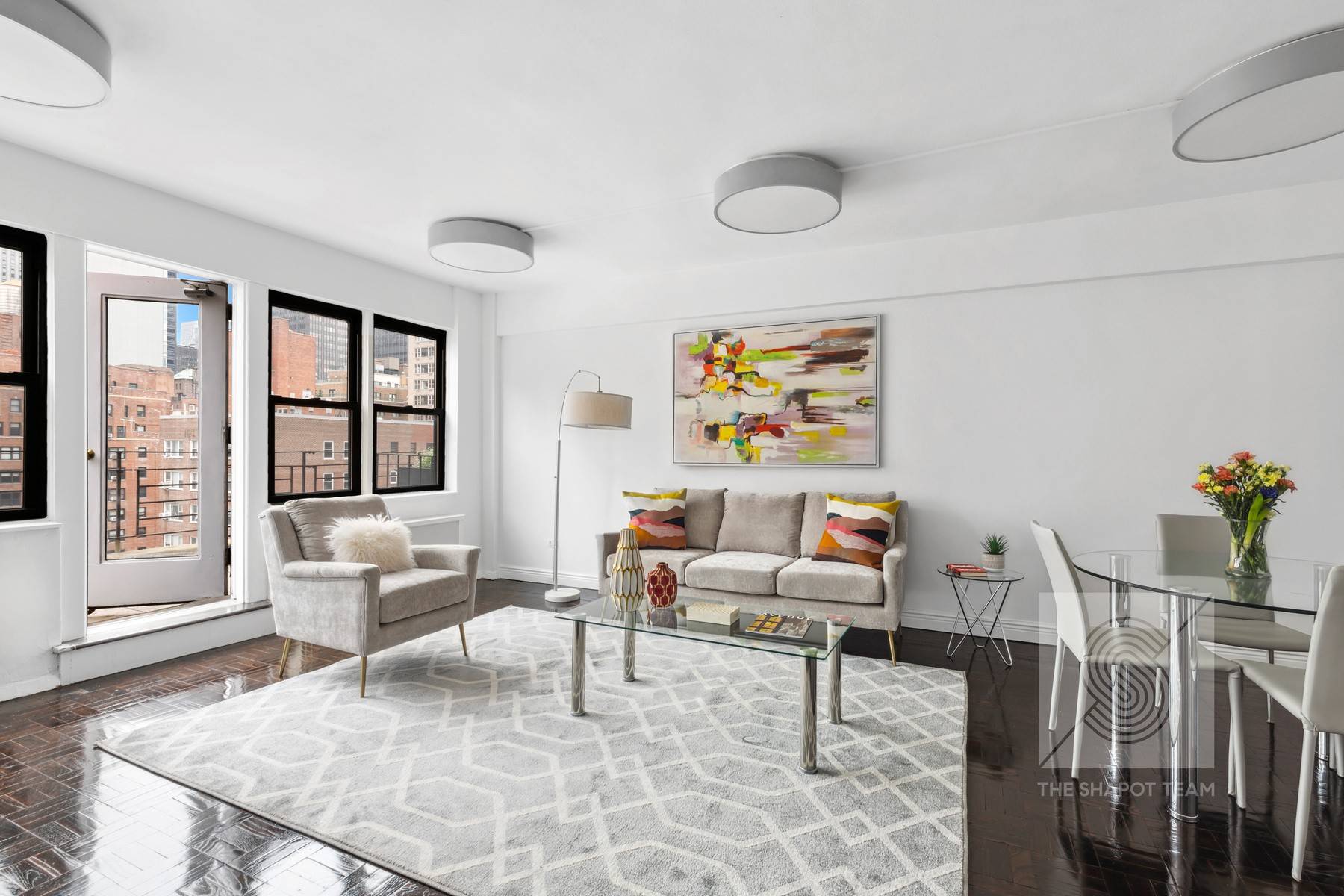 For the buyer who is looking for a special slice of life in Murray Hill, Penthouse B is a unique one bedroom aerie that boasts truly spectacular private outdoor space ...