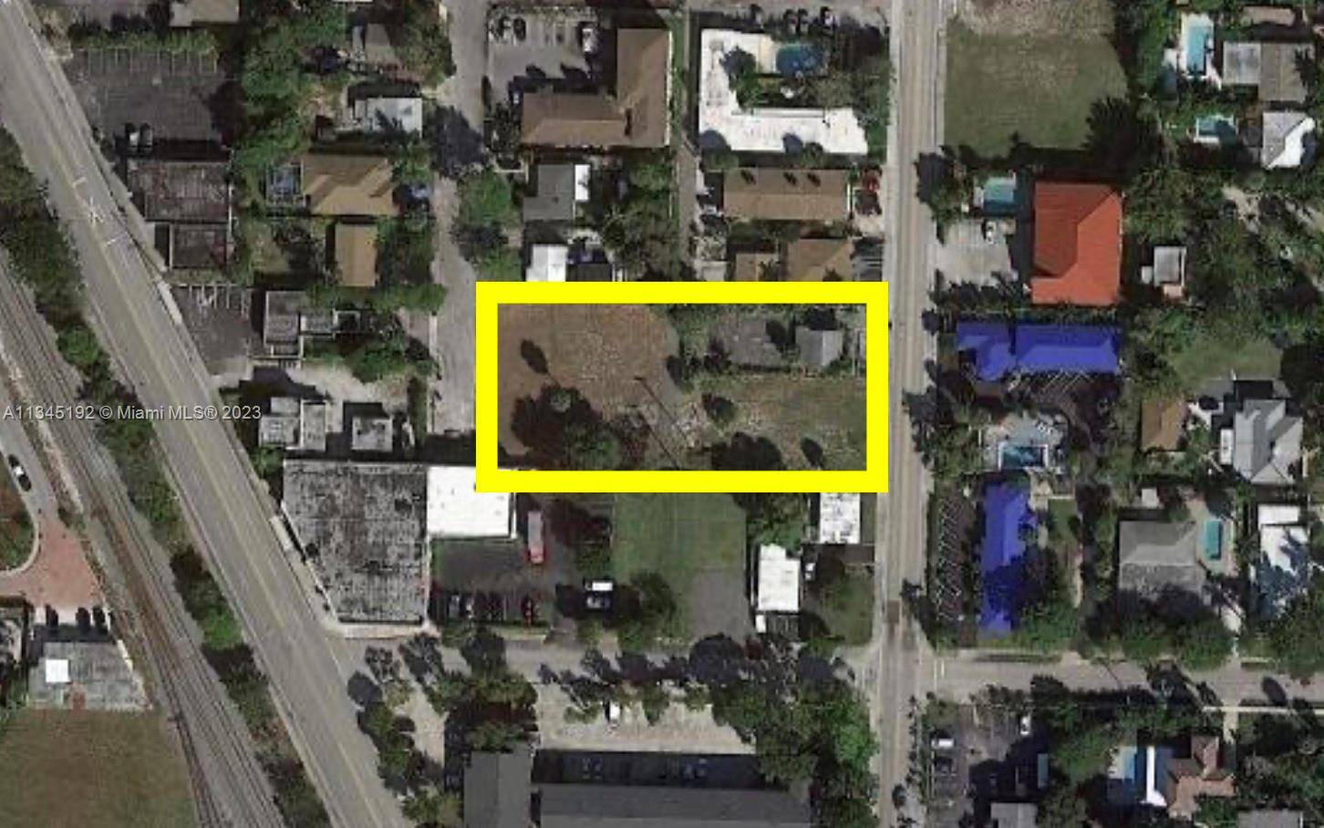 INCREDIBLE Opportunity to purchase 3 connected parcels totaling over 3 4 acre in PRIME Lake Worth Beach Federal Highway Location.