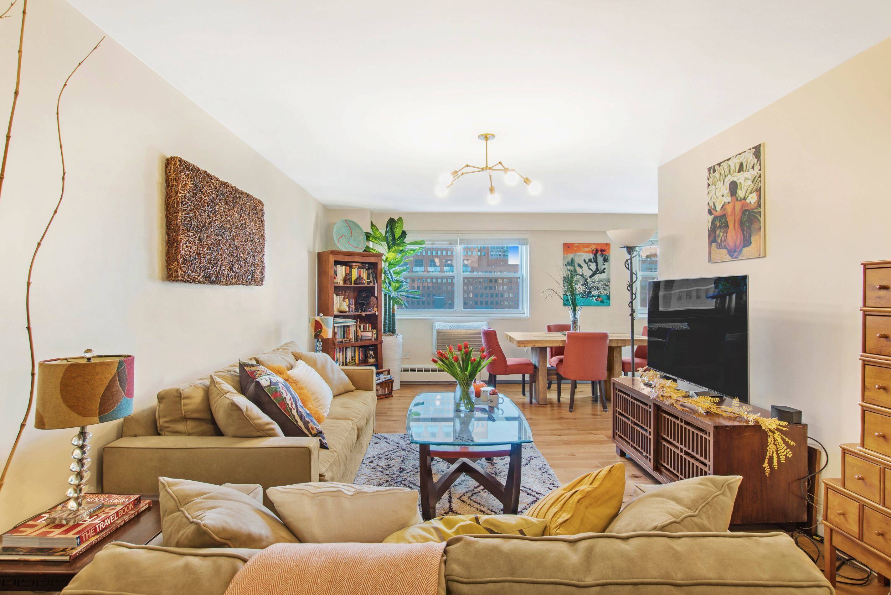 This sunny and super spacious corner one bedroom apartment is located in the desirable neighborhood where Downtown Brooklyn meets Fort Greene.