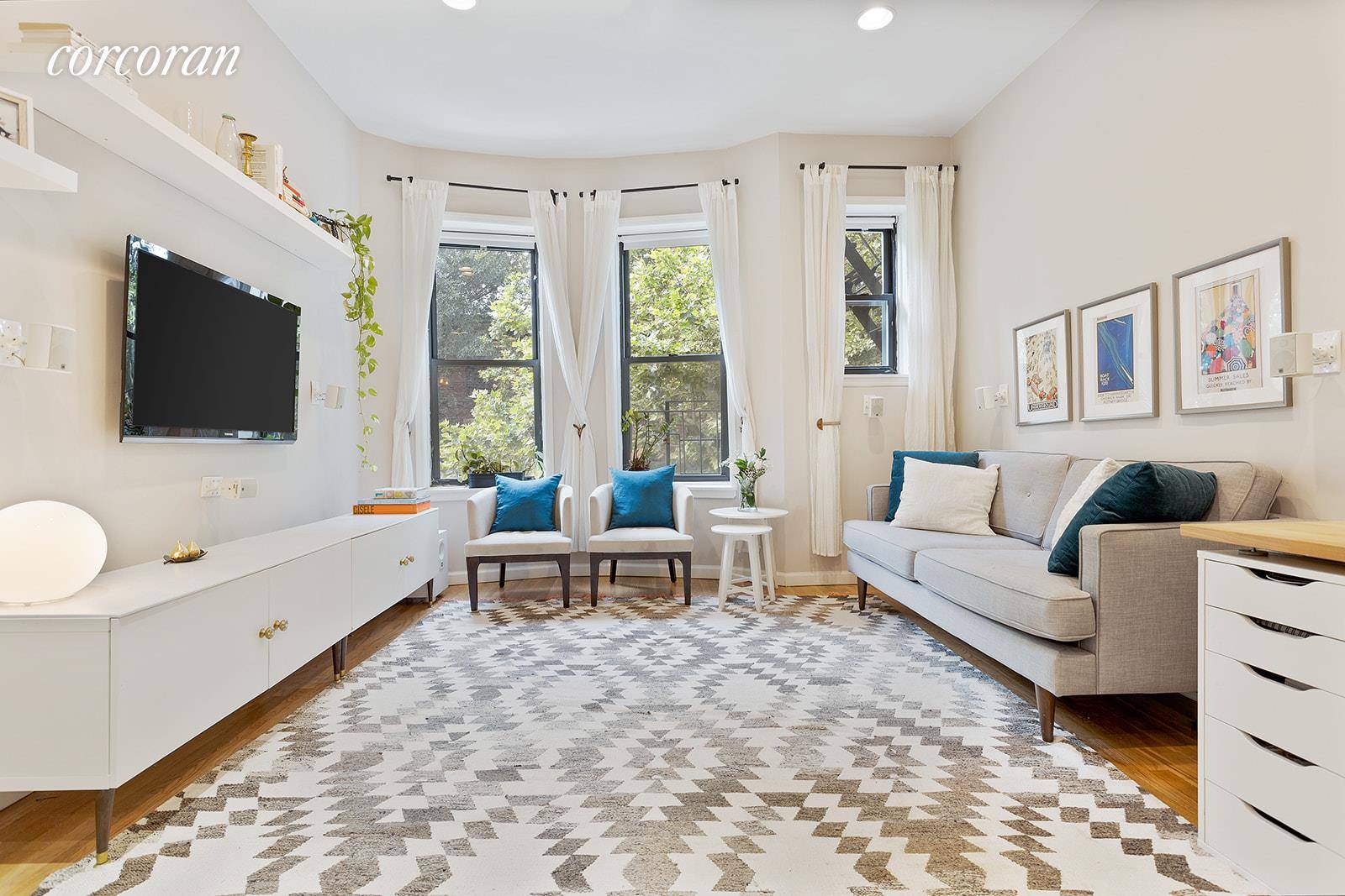 CALL FOR APPOINTMENT PERFECTION IN PRIME PROSPECT HEIGHTS !