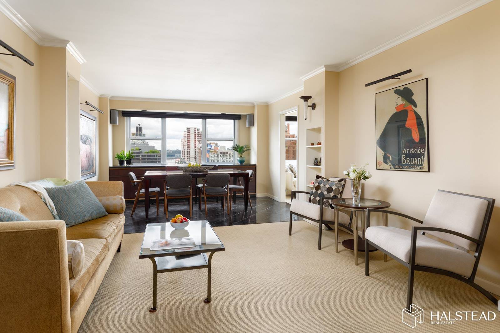 You'll love working from home and creating meals while enjoying some of the most coveted views in NYC !