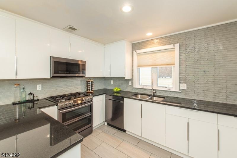 Unit 1 Kitchen Cabinetry