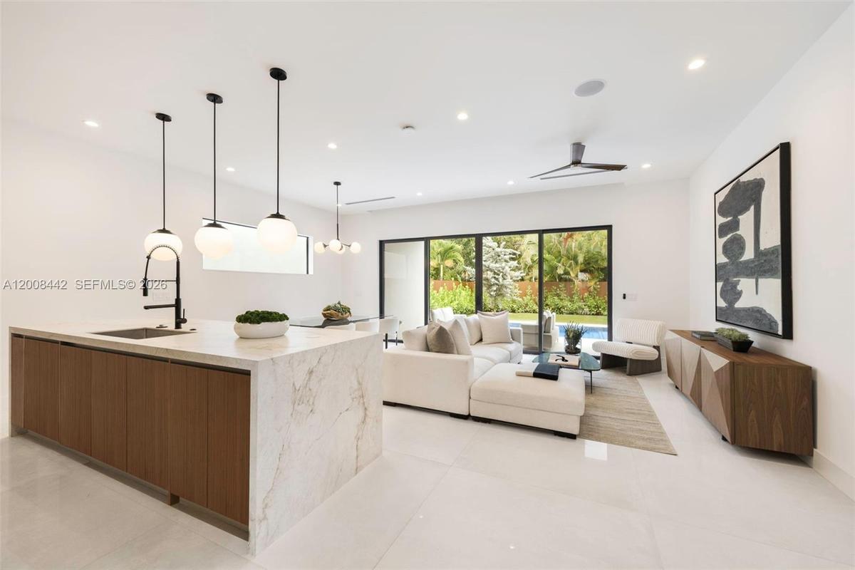TH A Living Room