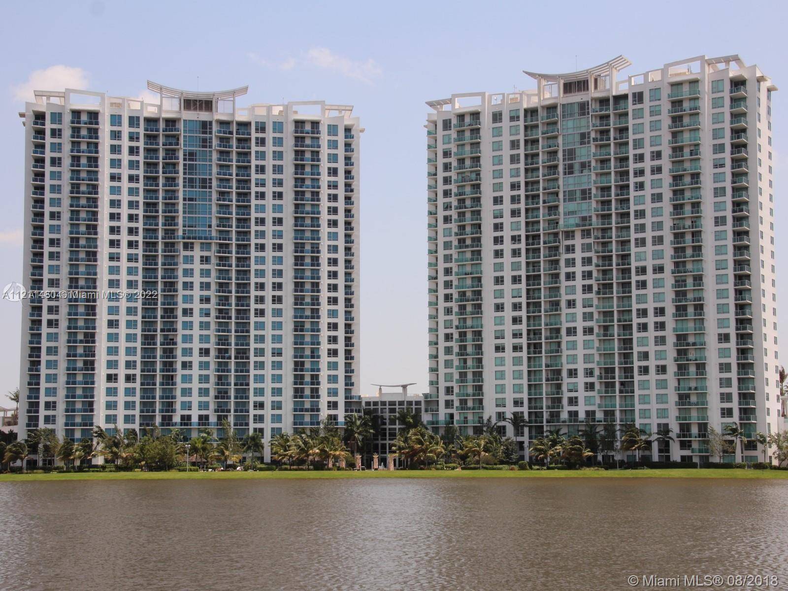 Luxury high rise offer 2 Bed 2 Bath, with spectacular lake, pool, everglades view.