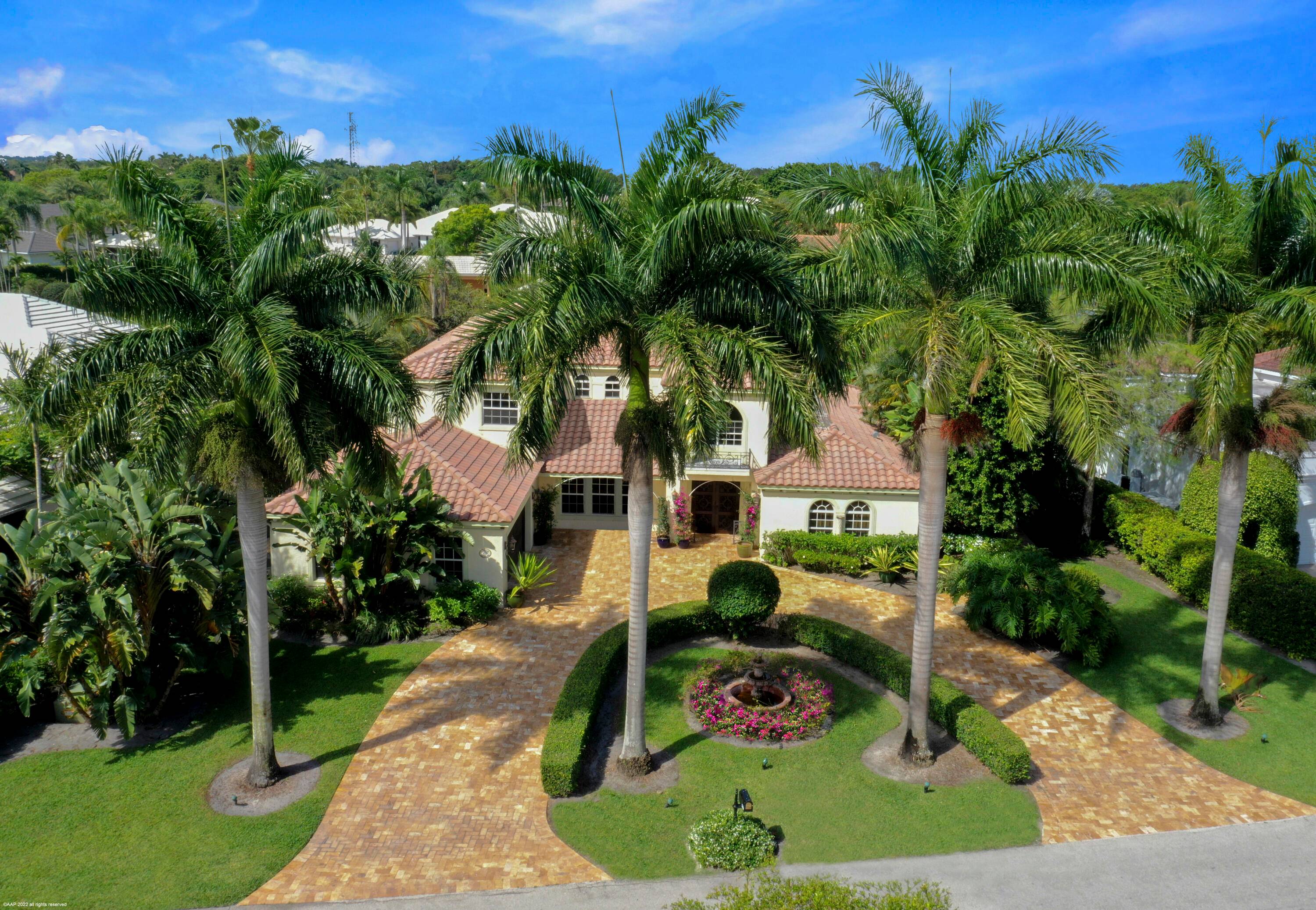 Spend the season in this south facing, Mediterranean estate home, located in one of the most sought after areas of the Palm Beach Polo Club.