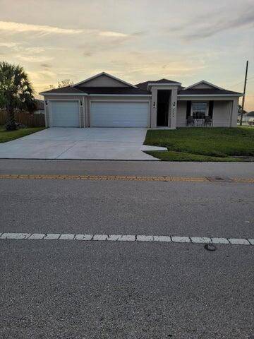 New Construction 2023. 4 2 3 home with All granite countertops in kitchen and bathrooms.