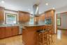 Kitchen with breakfast bar