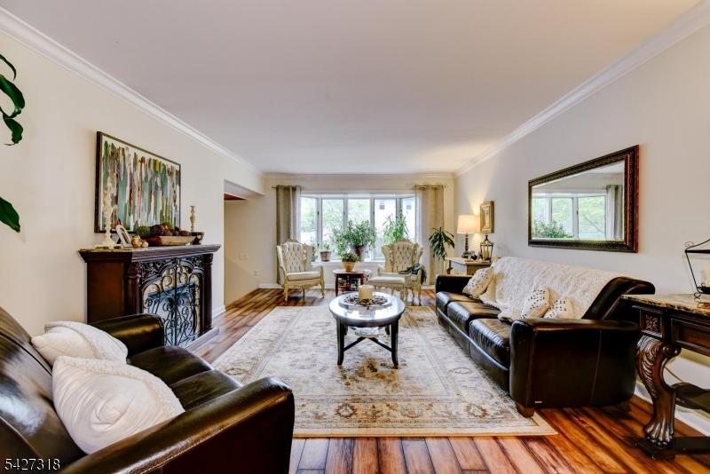 Living RM