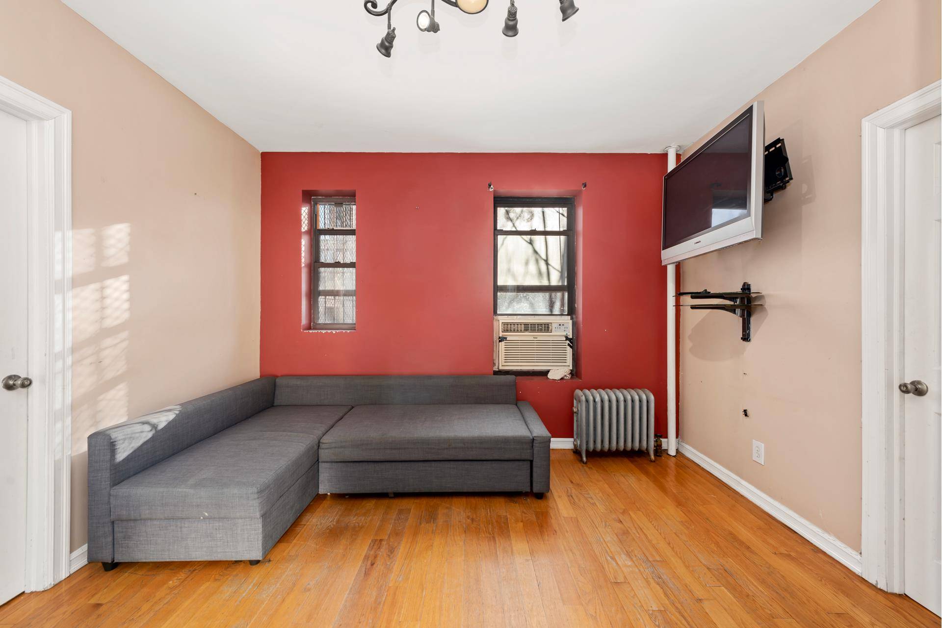 A 2nd floor cozy and charming unit in the heart of Williamsburg.