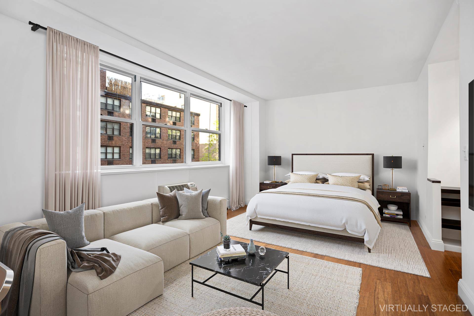 Residence 5E is a large studio apartment with sunny southern exposures and is perfectly situated in the heart of Greenwich Village.