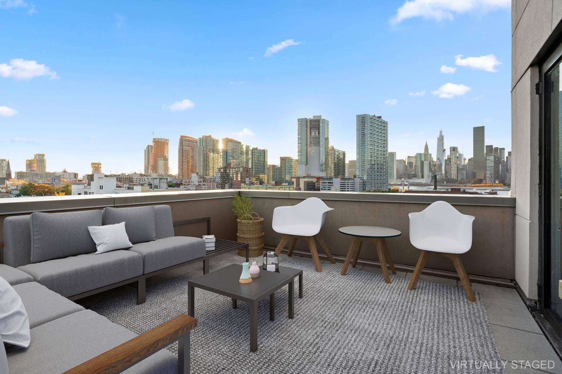 2 MONTHS FREE ON A 12 MONTH LEASE GROSS RENT 3, 449 Month Located in Hunters Point, this oversized 1 bedroom residence features an expansive private outdoor terrace, an open ...