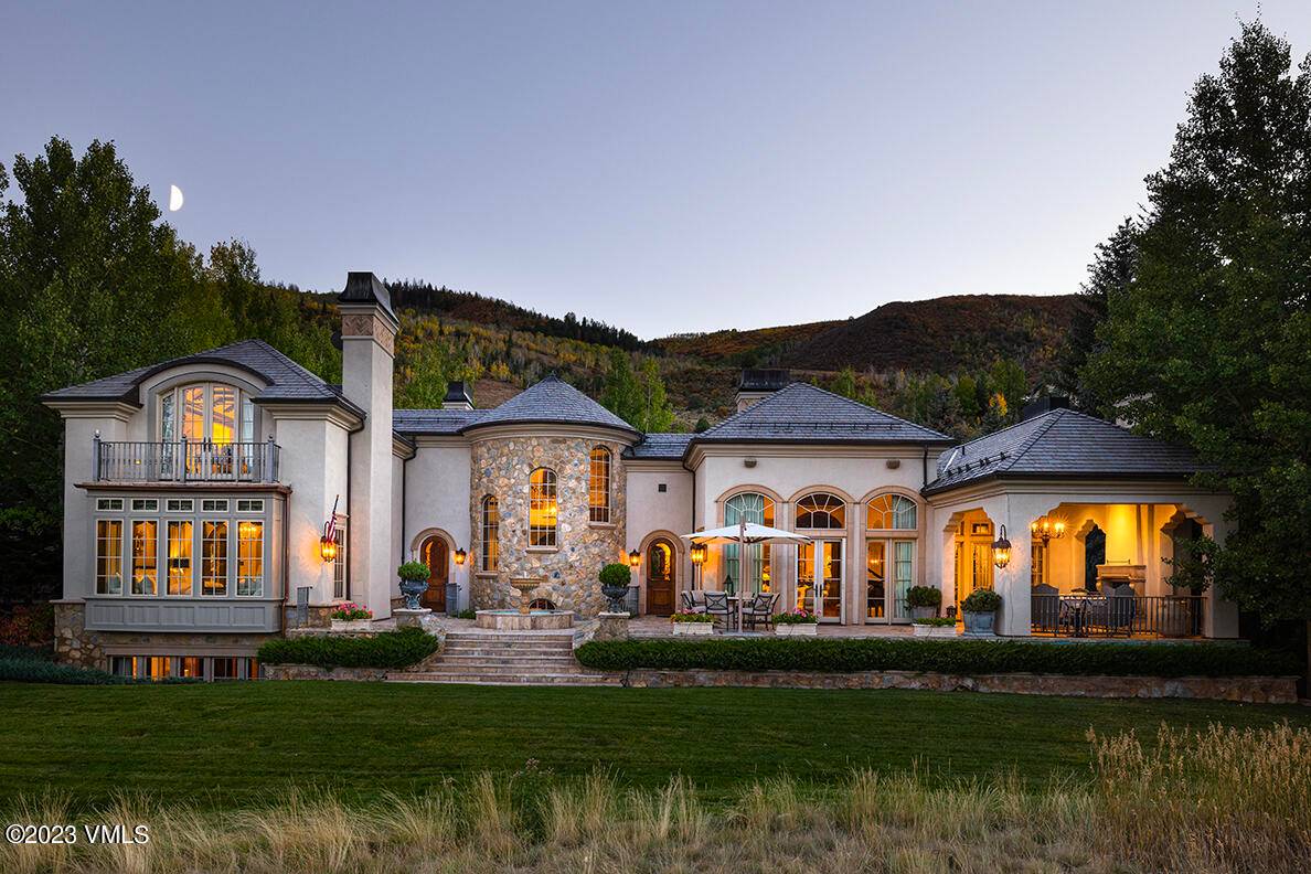 Discover the pinnacle of mountain living in this exquisite home.