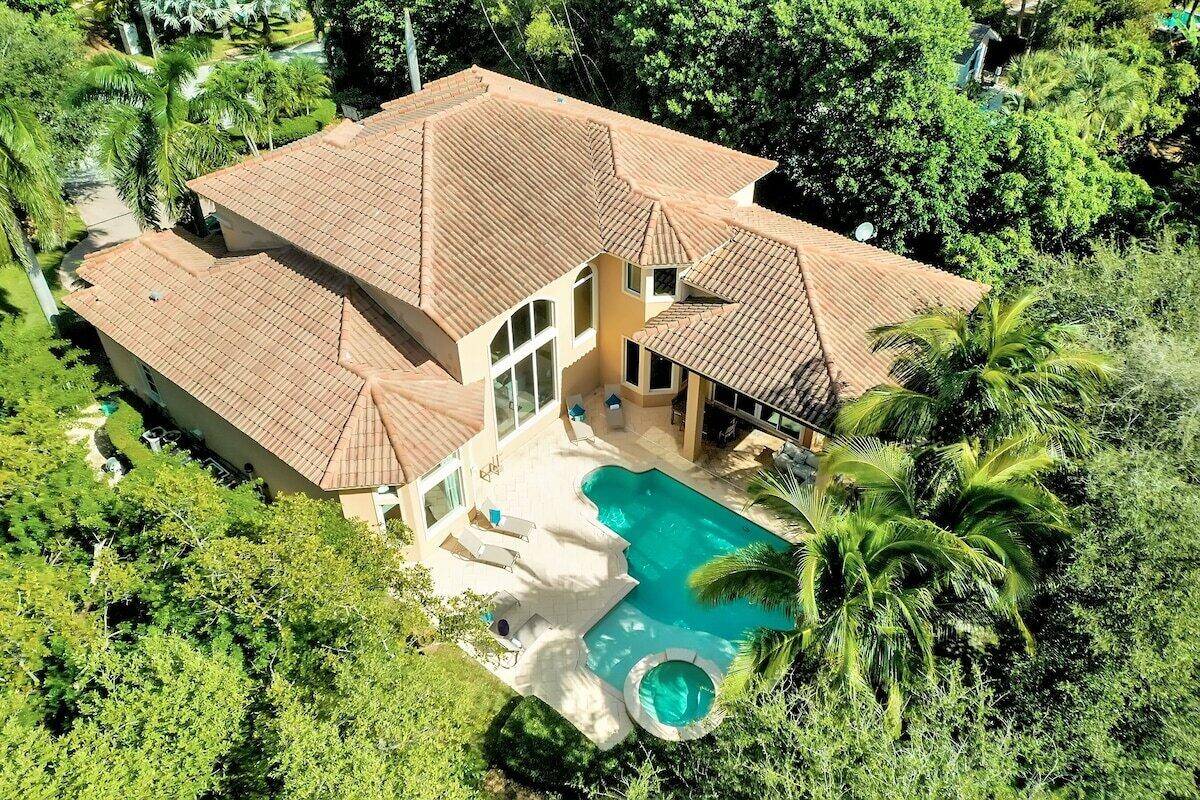 Luxurious, beautiful beach villa.