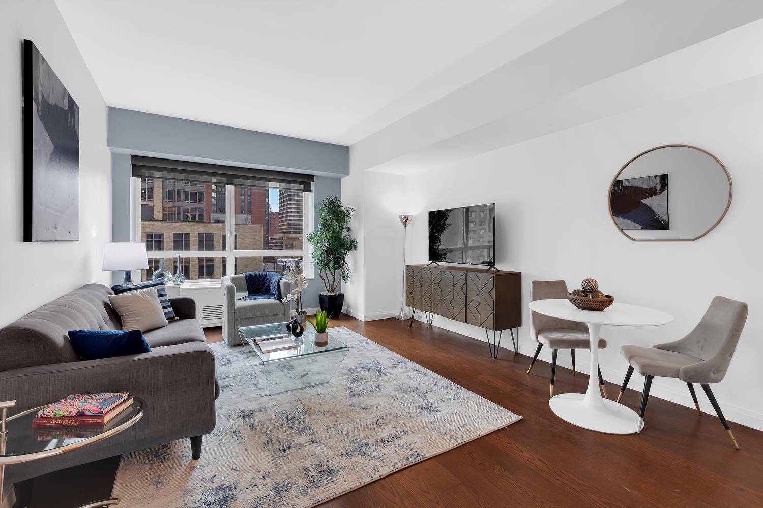 Introducing Apartment 719 at Carnegie Park, located at 200 East 94th Street, one of the most sought after condominiums on the Upper East Side.