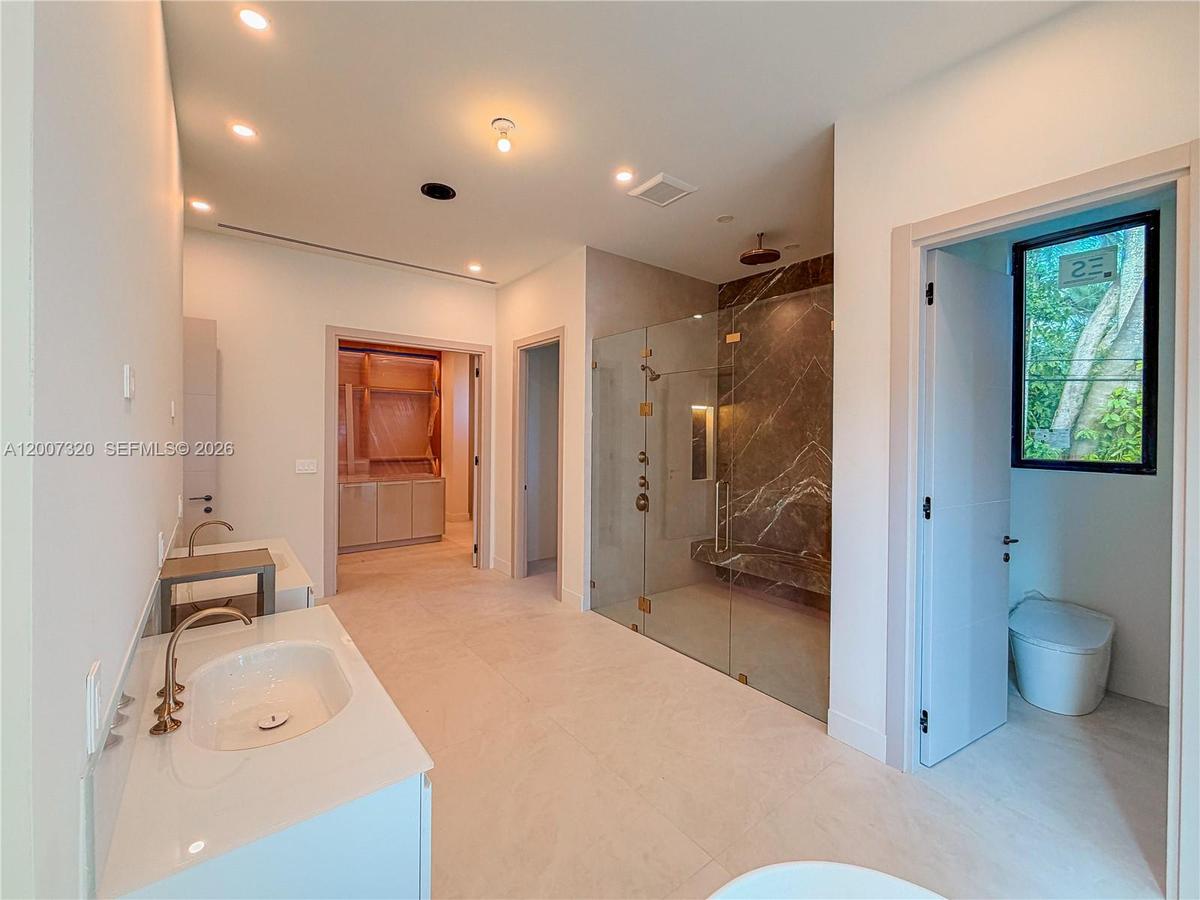 virtual staging