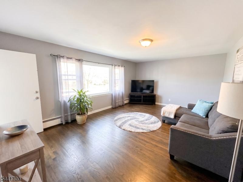 FIRST FLOOR LIVING ROOM