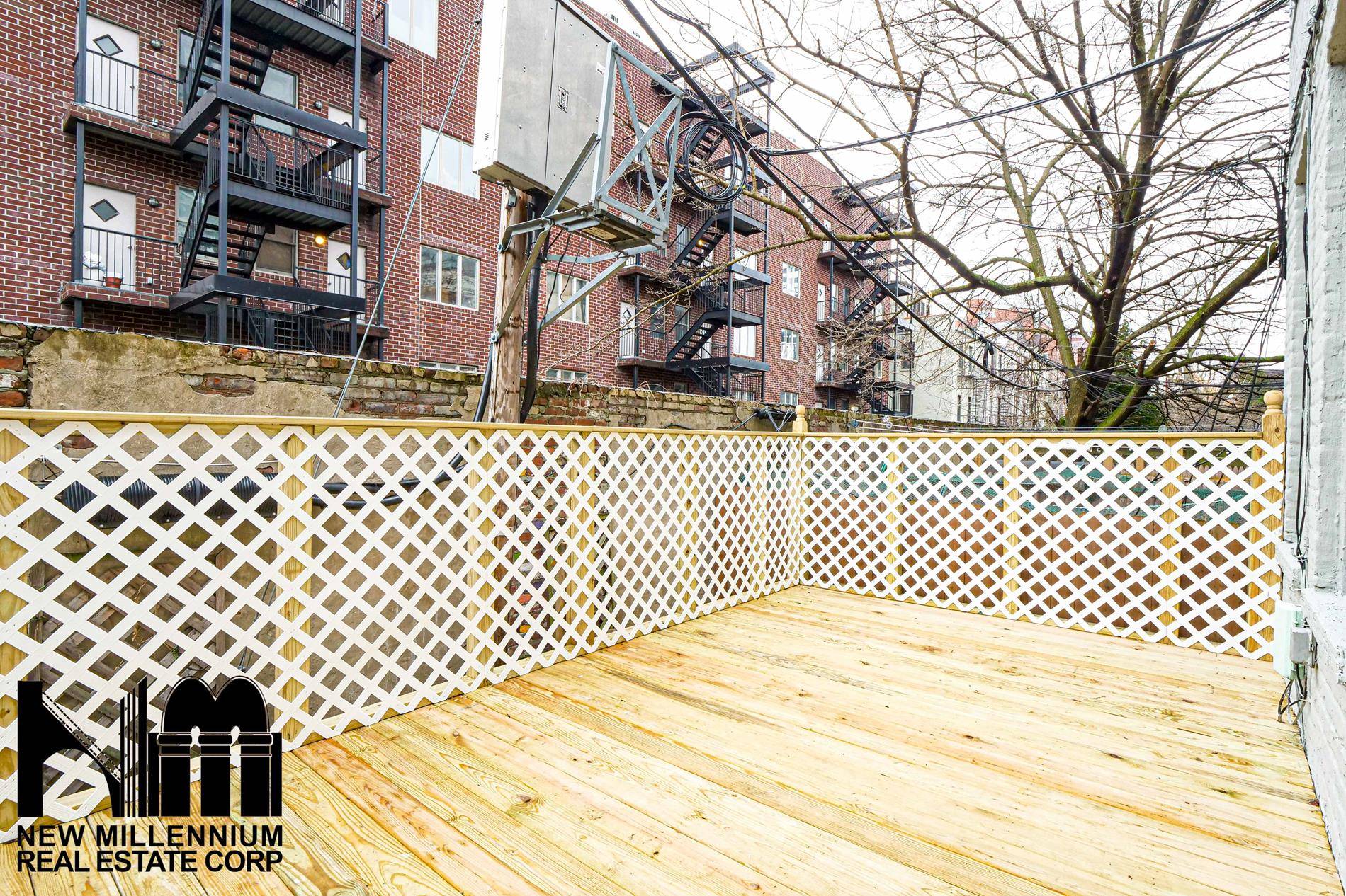 Sitting on tree lined, idyllic 16th St between 7th amp ; 8th Avenues in Prime South Slope, this recently gut renovated first floor gem features in unit laundry, three true ...