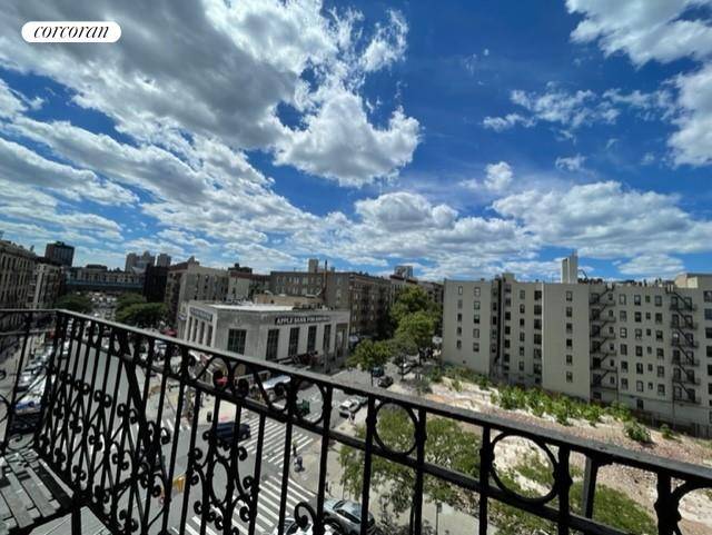 Spacious and sunny 3 bedroom apartment in an elevator building with high ceilings amp ; hardwood floors.
