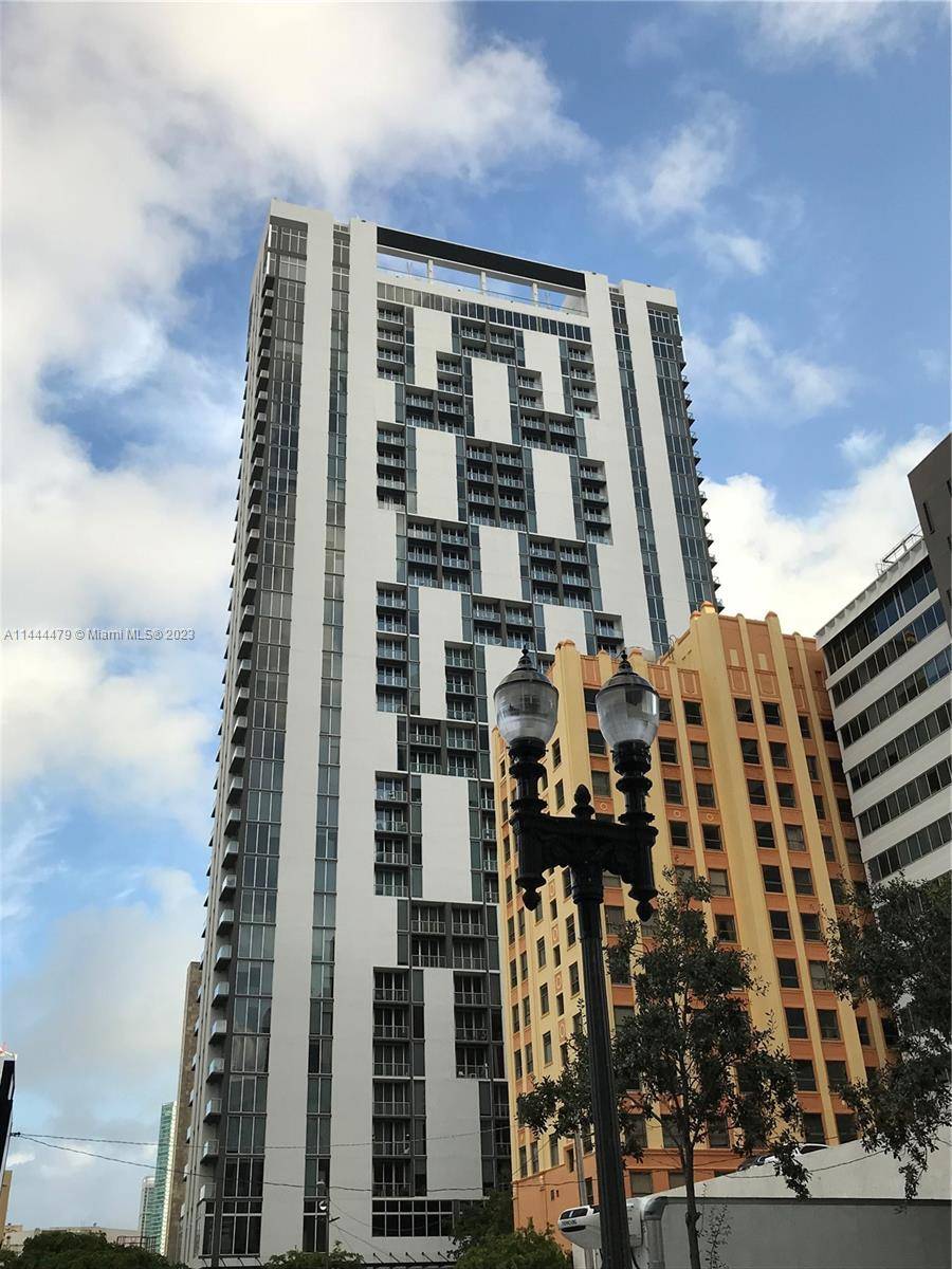 short term allowed 2 2 Can Be rented 12 times year 2 bedroom and 2 bathroom corner unit at Centro.