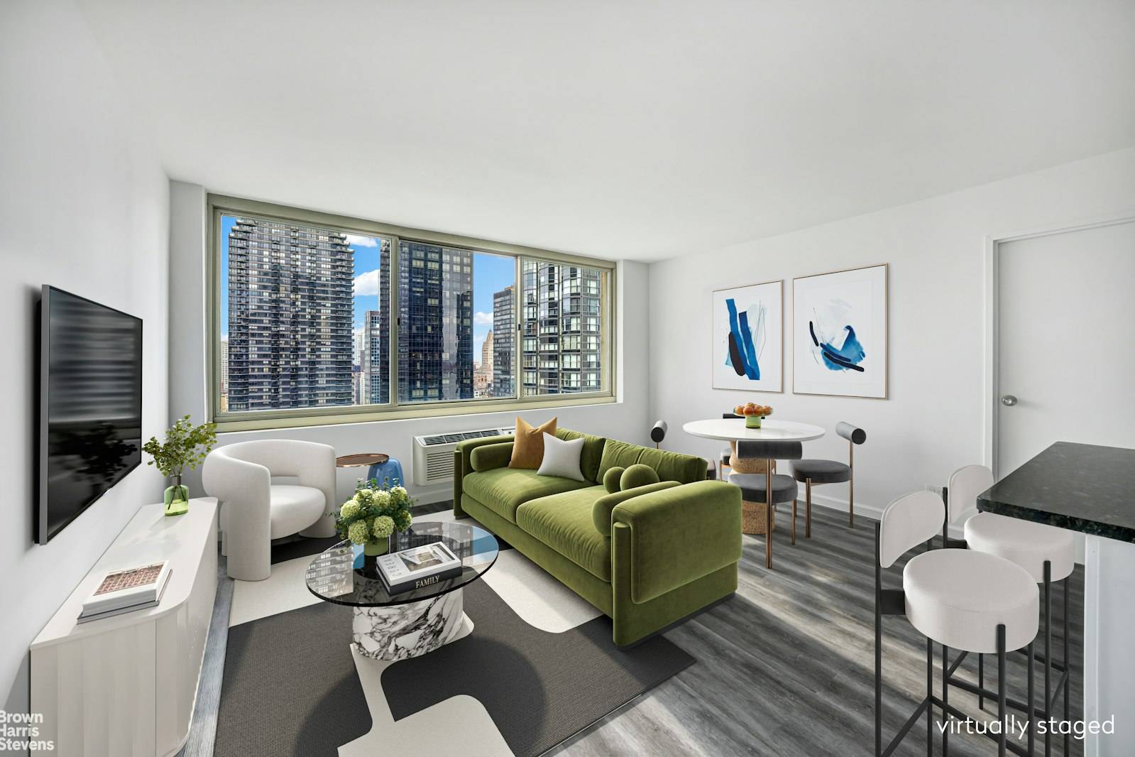 Introducing an elegant condominium unit perfectly positioned at 333 East 45th Street, showcasing an exquisite blend of style and comfort.