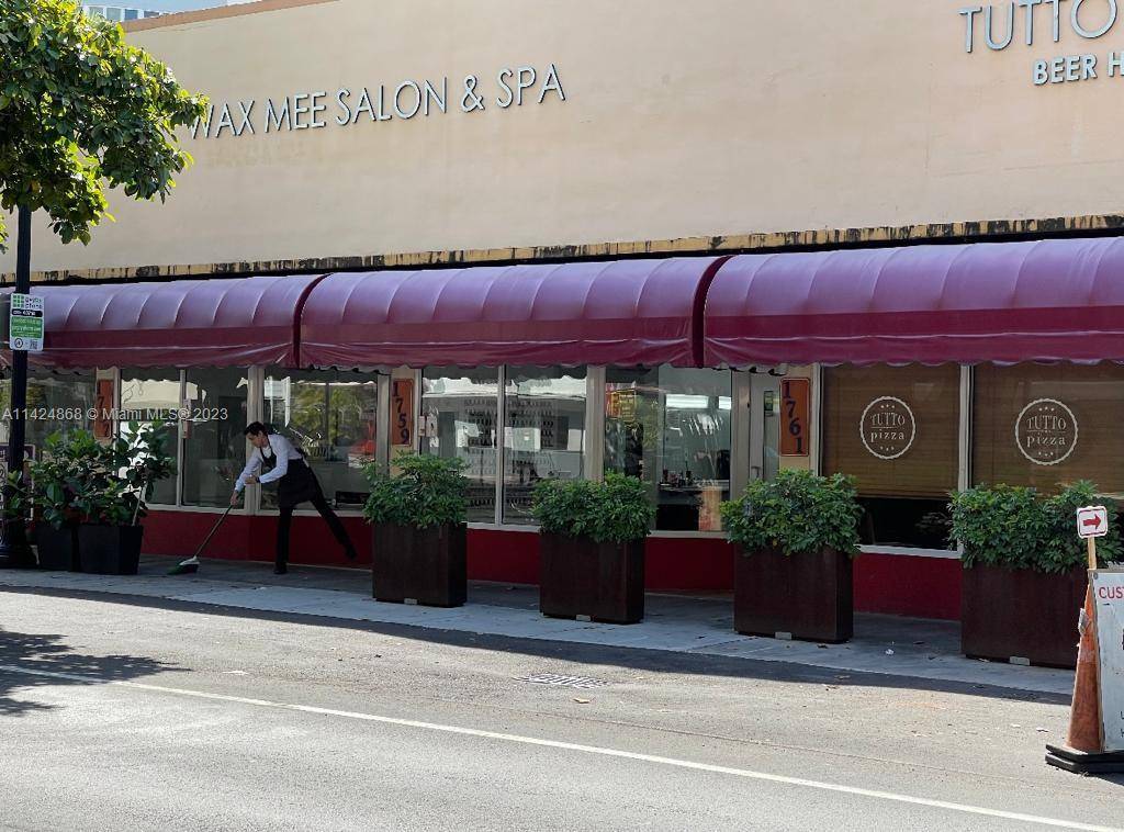 Great location, fully equipped Beauty Salon and Spa in west Brickell.
