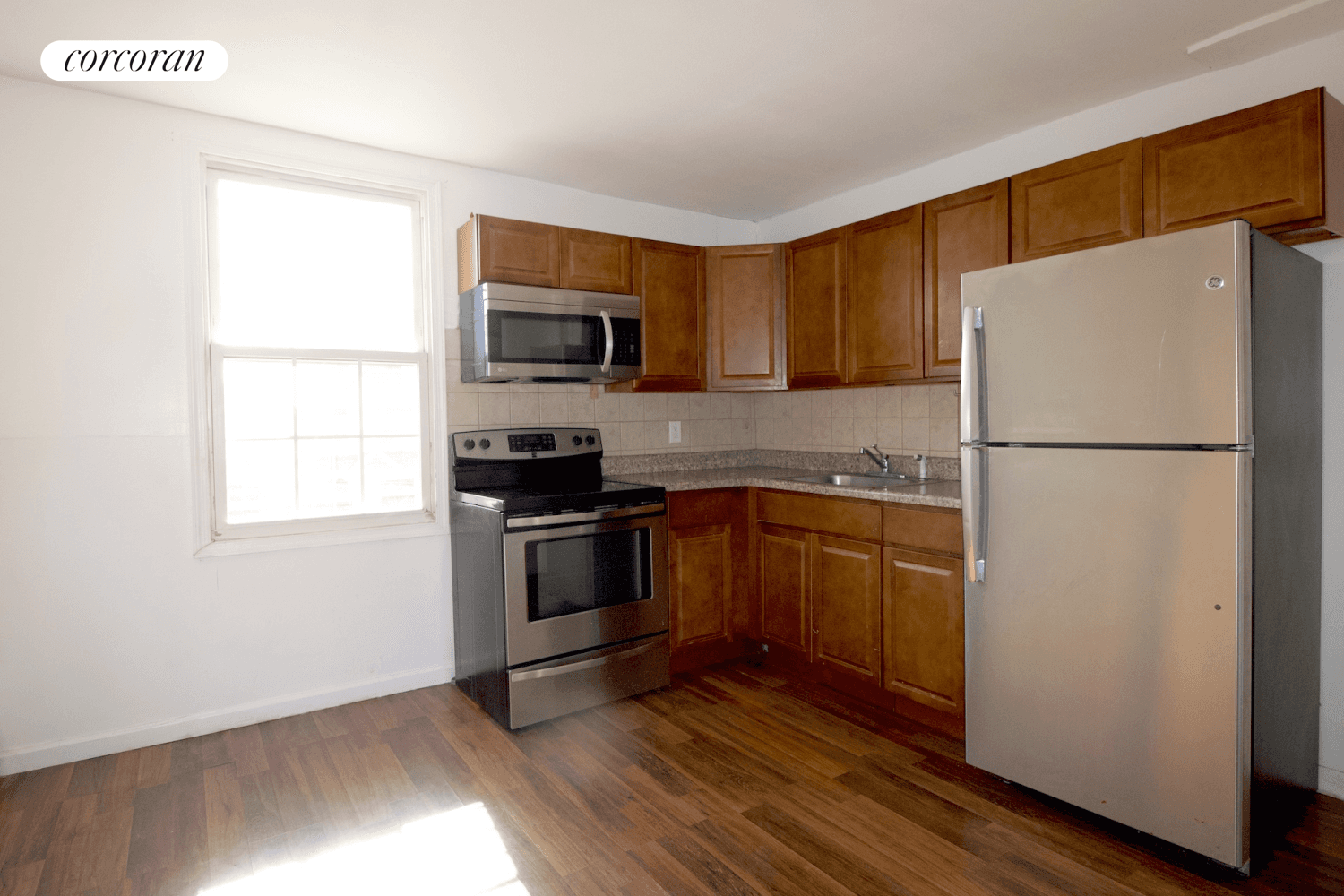 Get more space in Staten Island with this duplex apartment at 52 Jackson St, 2.