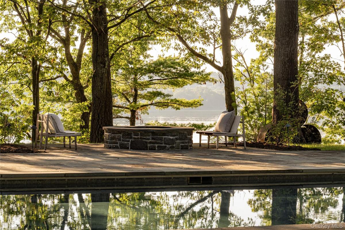 View with a patio area