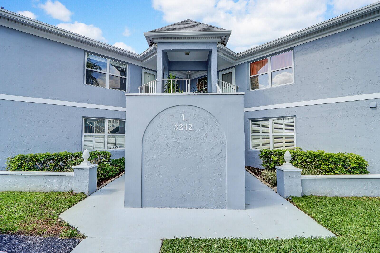 This centrally located and furnished 2 bedroom with 2 full bath condo is conveniently located near shops, restaurants, highway to airport 30 minute drive to Palm Beach International Airport, the ...
