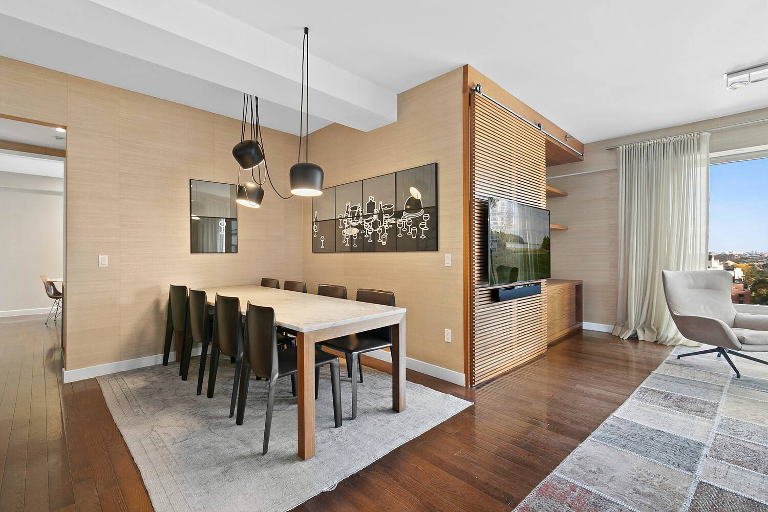 Exquisite Full Floor Residence with Panoramic Views on the Upper East Side Perched high above the city on the 15th floor of an exclusive boutique condominium, this remarkable five bedroom, ...