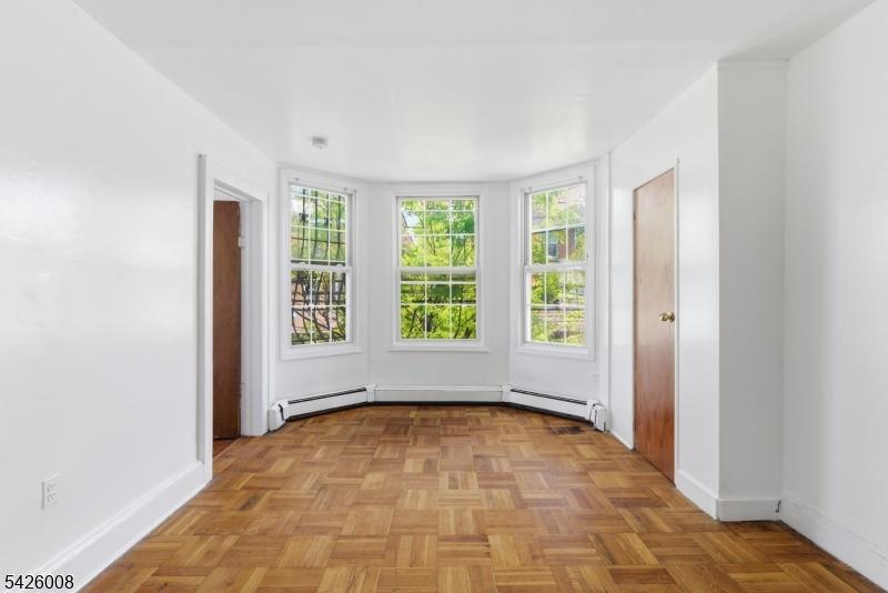 U1 Bedroom