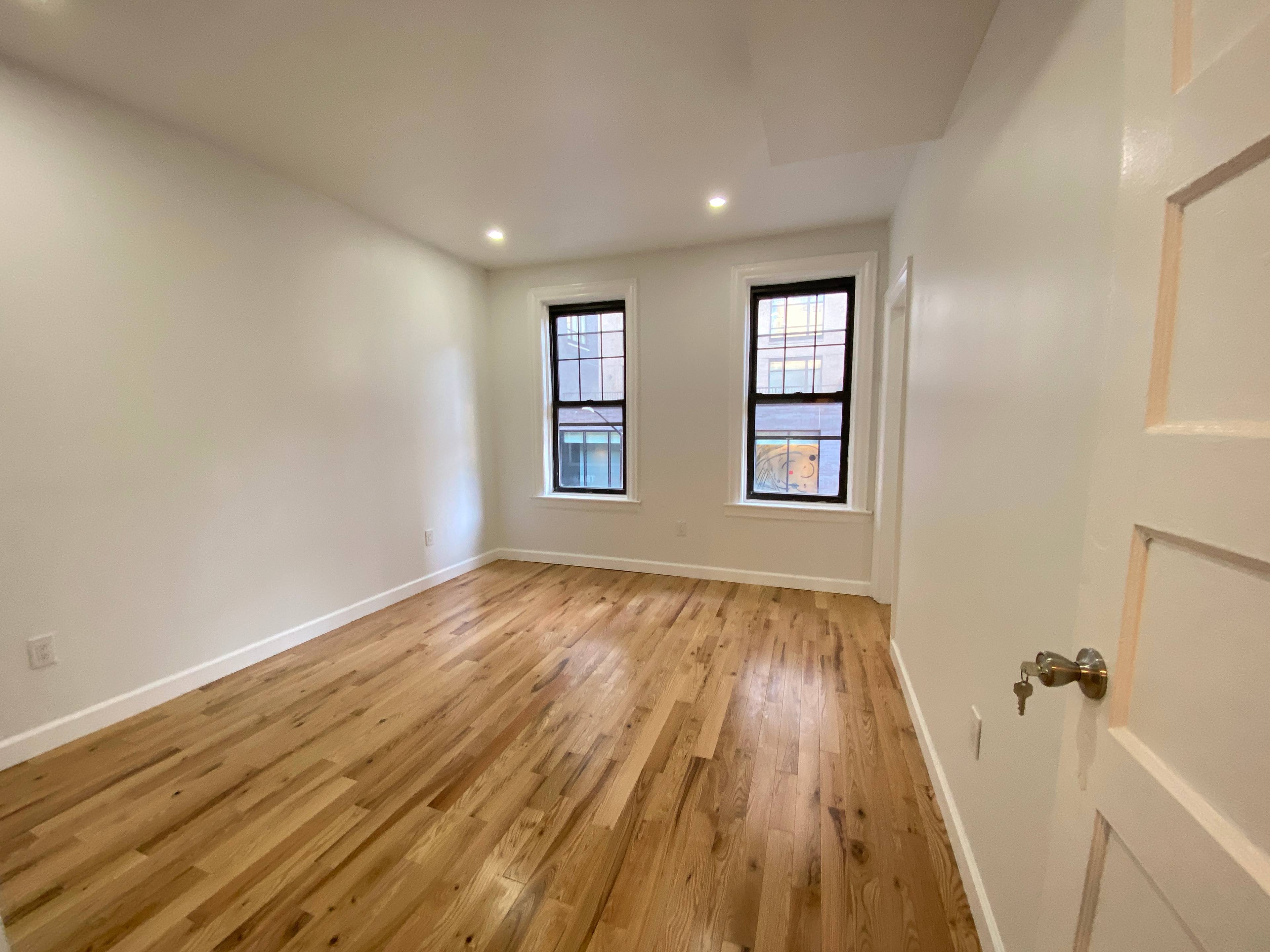 Brand Spanking New ! 2br 1ba available now in Downtown Brooklyn !